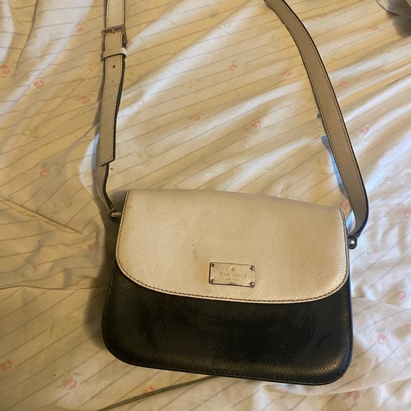 Kate spade purse - Picture 1 of 1